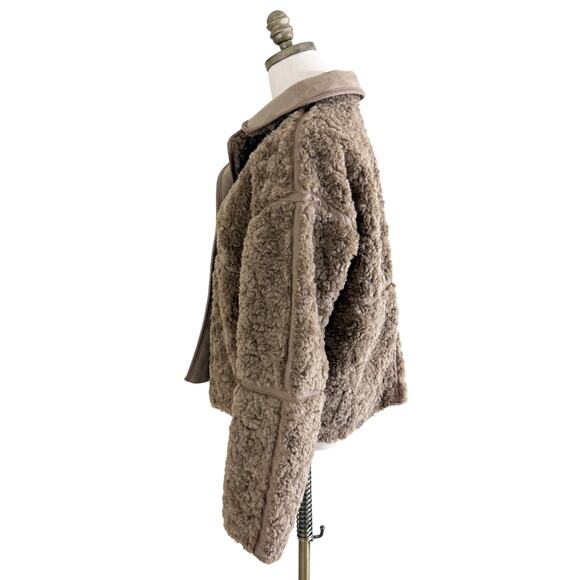 H&M Tan Faux Shearling Coat Women's Sz XS Button Up Teddy Sherpa Boxy Fit EUC - Picture 7 of 11